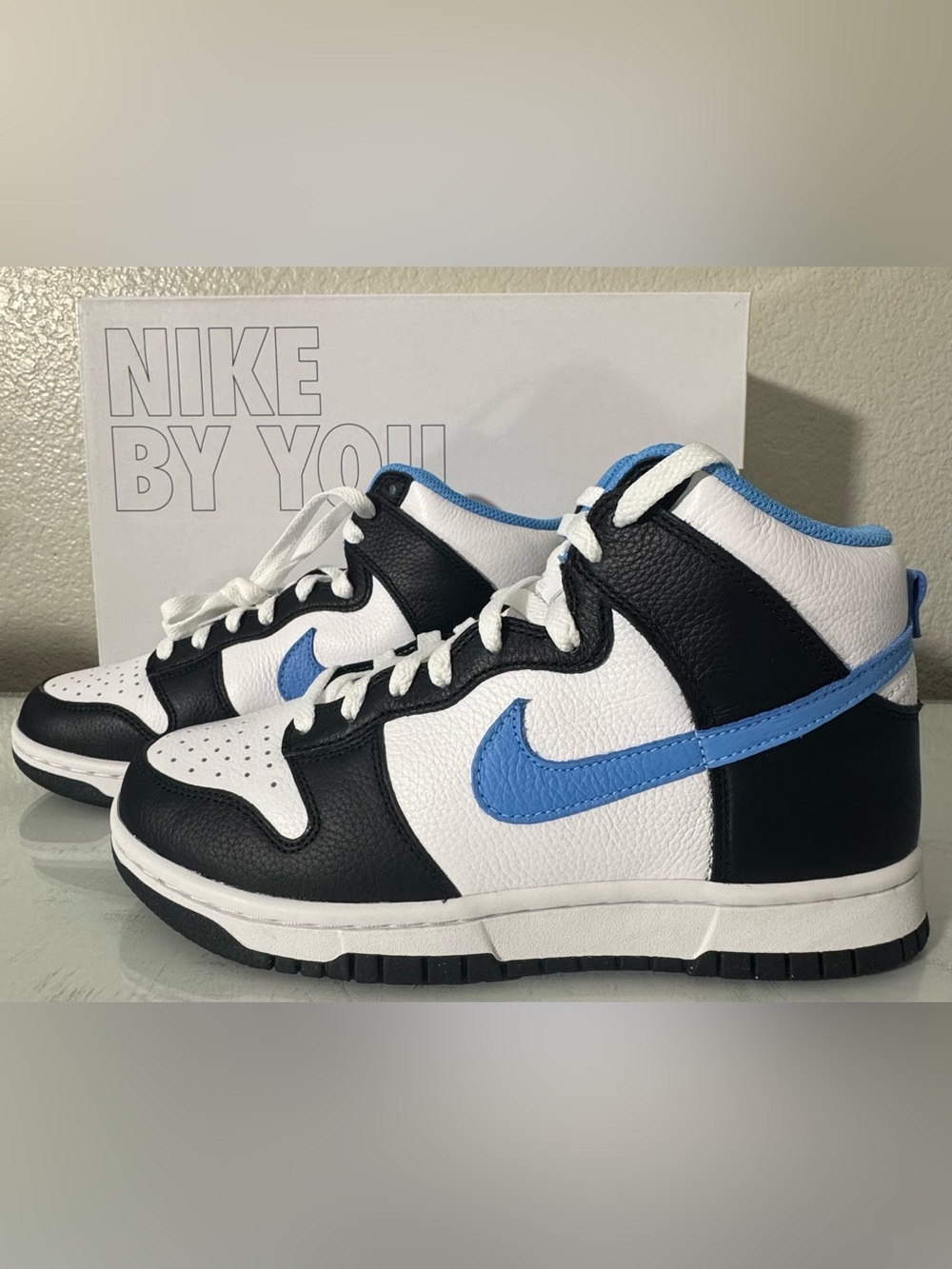 Women’s Nike ID Custom Dunk High in White / Blue / Black Size 8